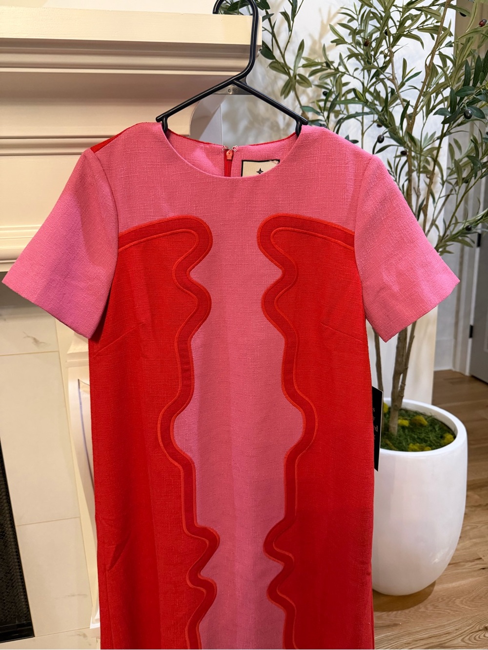 New: Tuckernuck Wavy Pink and Red Maxi Dress - size small - Picture 3 of 5